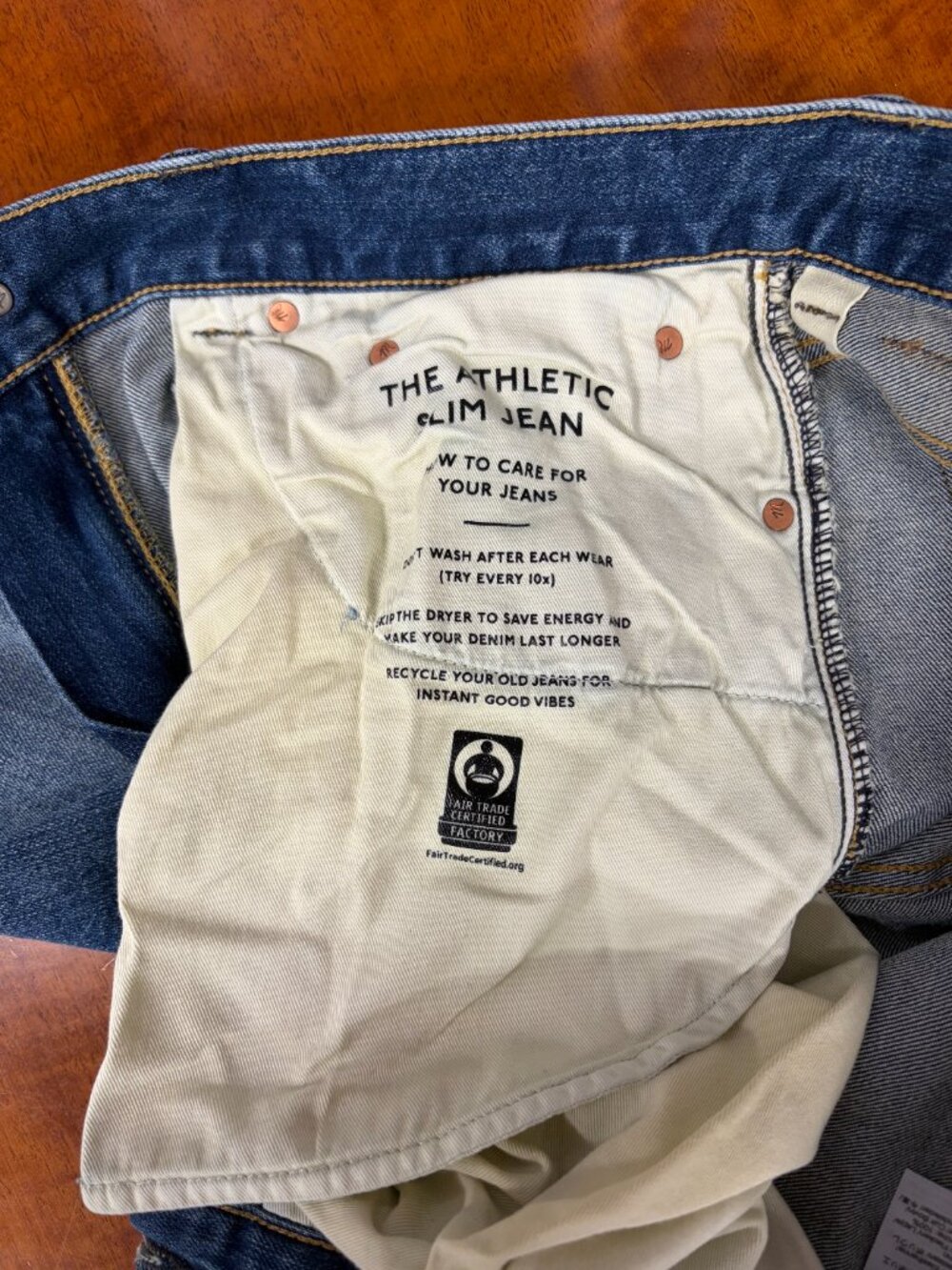 Madewell Athletic Slim Jeans in Gallagher Wash 34 x 32 - Picture 3 of 5